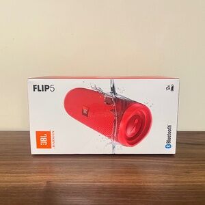 New JBL Flip 5 Portable Bluetooth Speaker in Red